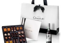 signature-collection-with-26-chocolates-and-tawny-port